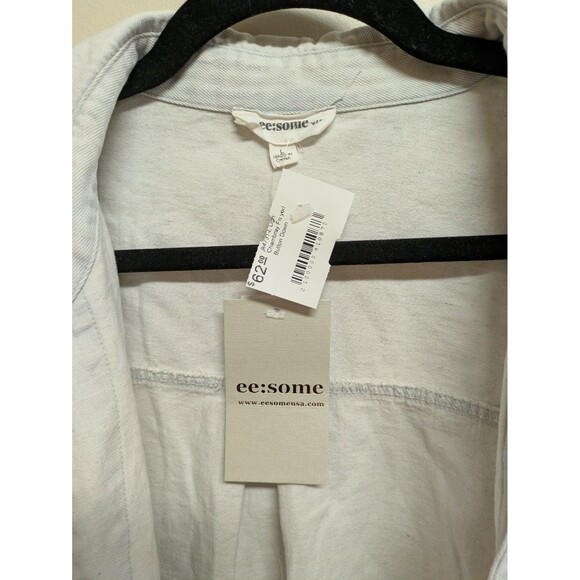 White Long Sleeve Casual Top with Front Pockets ee:some brand Button Down Frayed - Picture 2 of 3